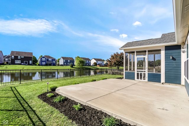 1295 Old Heritage Place, Greenwood, IN 46143