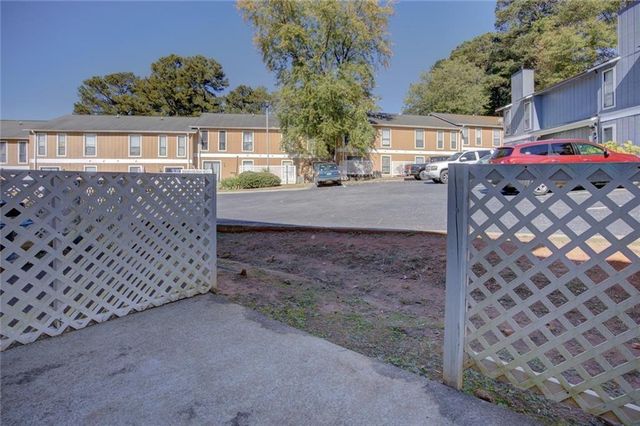2340 Beaver Ruin Road 15, Norcross, GA 30071
