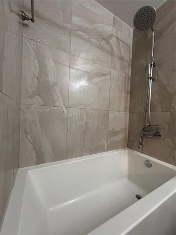 8922 Trone CIR A, Austin, TX 78758