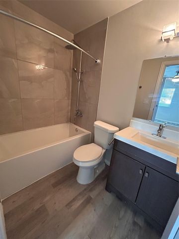 8922 Trone CIR A, Austin, TX 78758