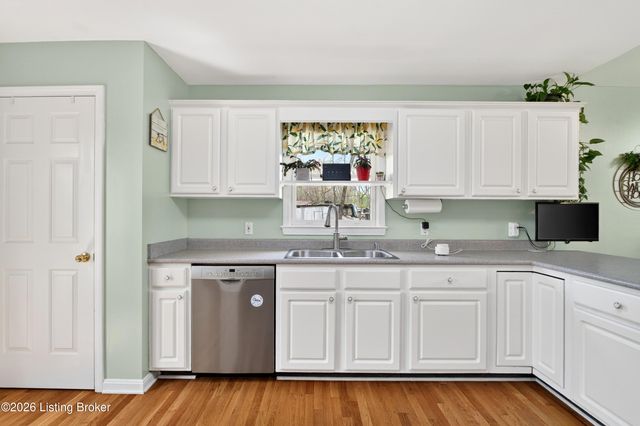 3010 Shady Trace, Crestwood, KY 40014