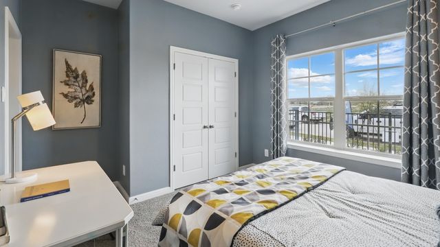 1940 PREAKNESS Drive, Granbury, TX 76049