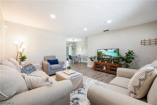 2138 Dominica AVE, Fort Myers, FL 33905
