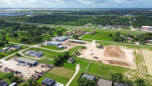 44 Heritage Drive, Brookshire, TX 77423
