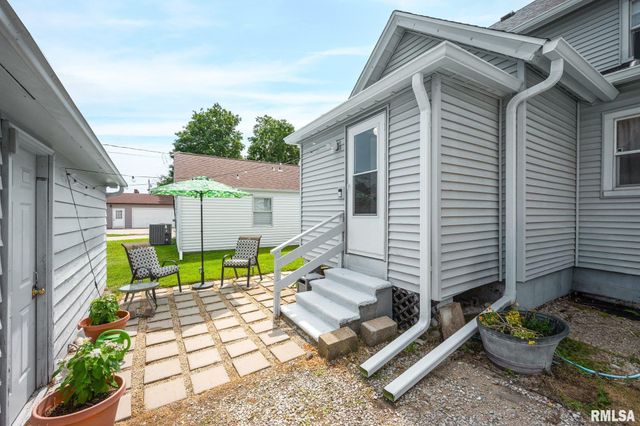 119 E VAN BUREN Street, Morton, IL 61550