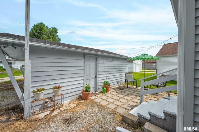 119 E VAN BUREN Street, Morton, IL 61550