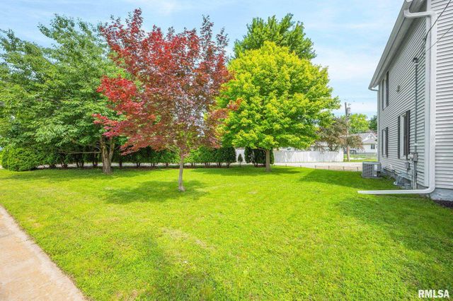 119 E VAN BUREN Street, Morton, IL 61550