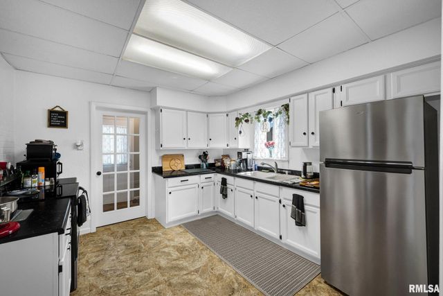 119 E VAN BUREN Street, Morton, IL 61550