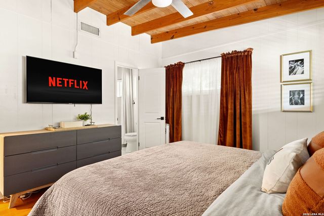 951 Hill Top, Canyon Lake, TX 78133