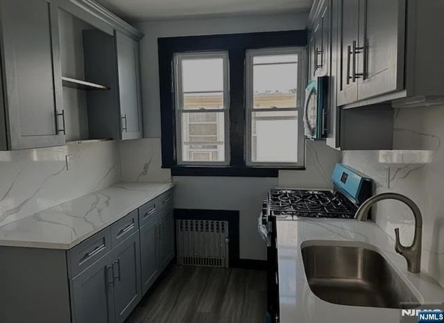 80 Roosevelt Avenue, Dumont, NJ 07628