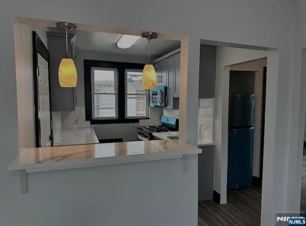 80 Roosevelt Avenue, Dumont, NJ 07628