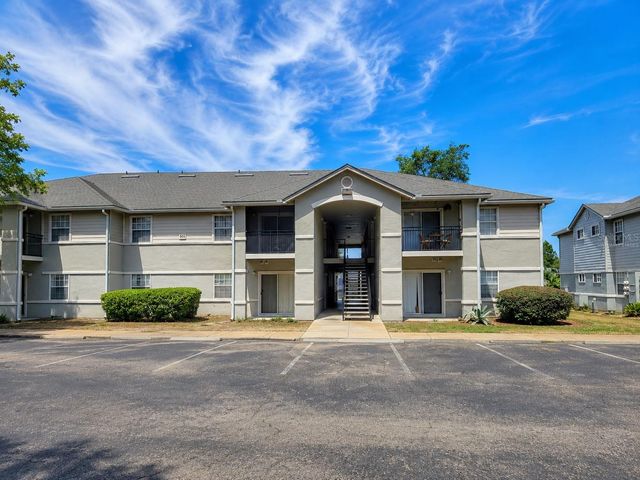 3705 SW 27TH STREET 818, Gainesville, FL 32608