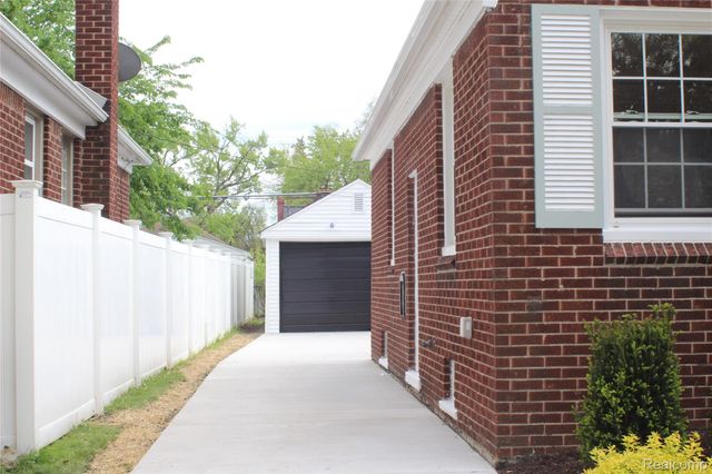 872 Channing Street, Ferndale, MI 48220