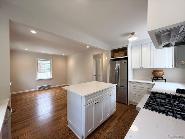 872 Channing Street, Ferndale, MI 48220