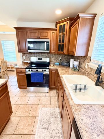 3603 CHESTNUT DR, Columbia, MO 65202