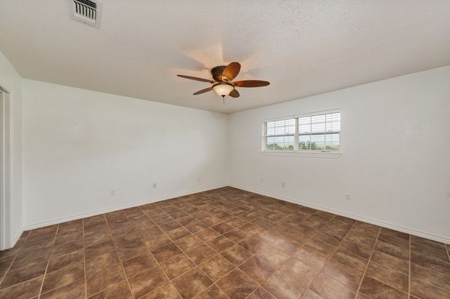 4316 Leona Road, Bowie, TX 76230