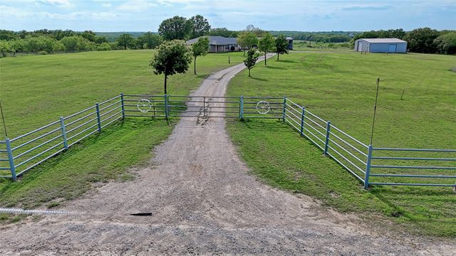 4316 Leona Road, Bowie, TX 76230