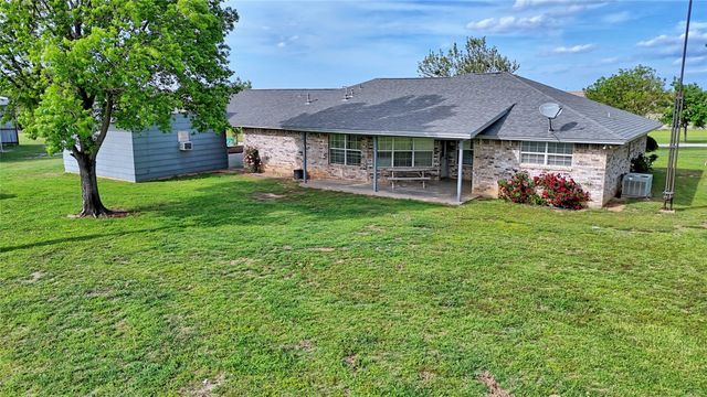 4316 Leona Road, Bowie, TX 76230