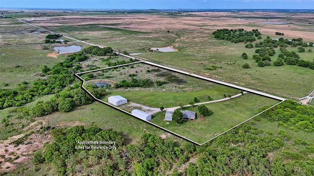 4316 Leona Road, Bowie, TX 76230