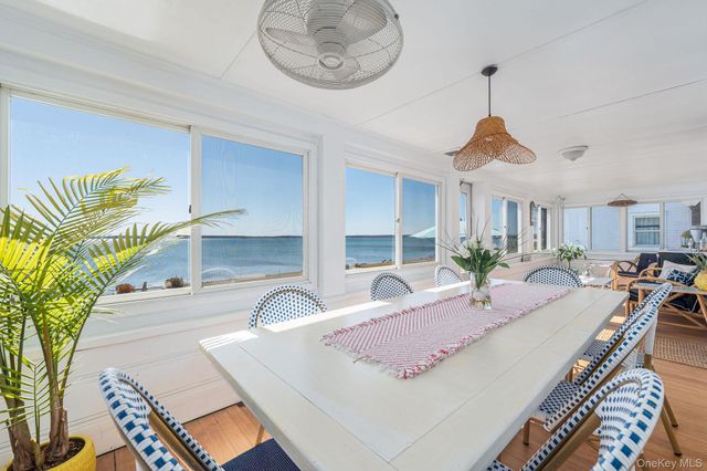 1400 Peconic Bay Boulevard, Jamesport, NY 11947
