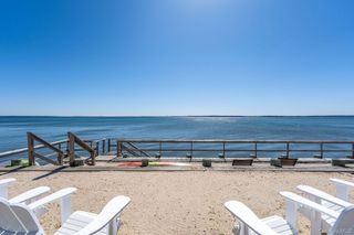 1400 Peconic Bay Boulevard, Jamesport, NY 11947