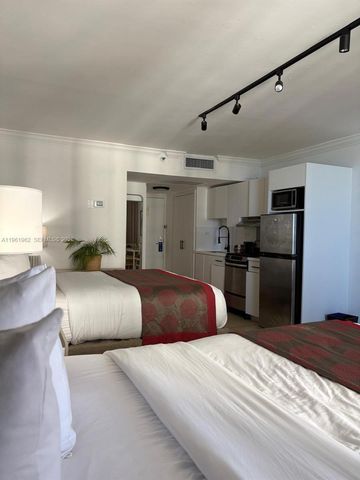 19201 Collins Avenue 820, Sunny Isles Beach, FL 33160
