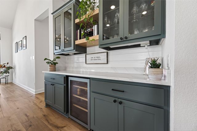 175 Shoveler Duck Way, Magnolia, TX 77354