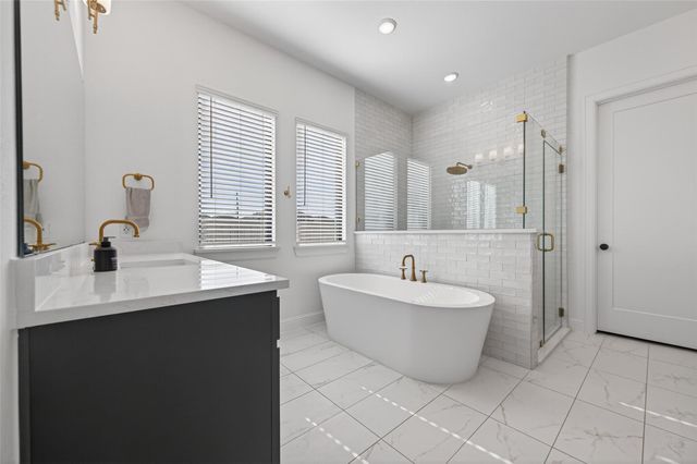 175 Shoveler Duck Way, Magnolia, TX 77354