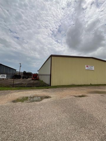 3201 Texas Avenue, La Marque, TX 77568