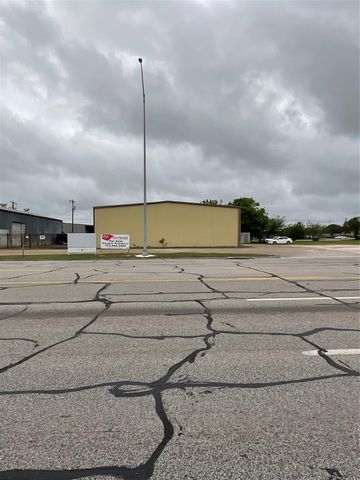 3201 Texas Avenue, La Marque, TX 77568