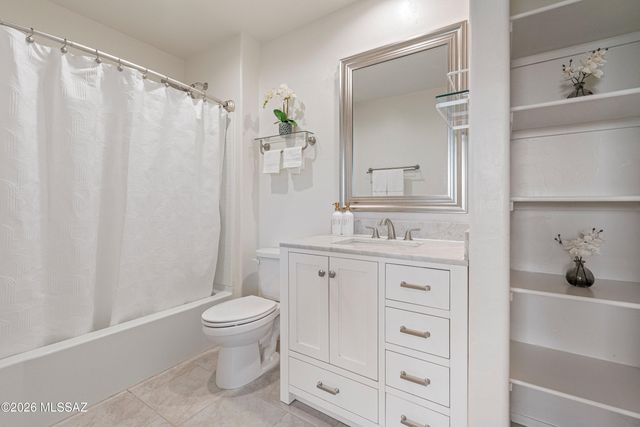 9265 W Tenaza Lane, Marana, AZ 85653