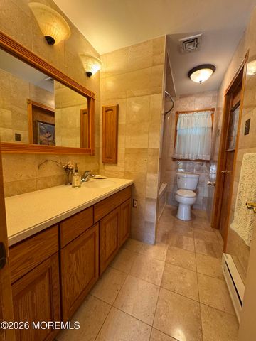 29 Robinson Road, Brick, NJ 08724
