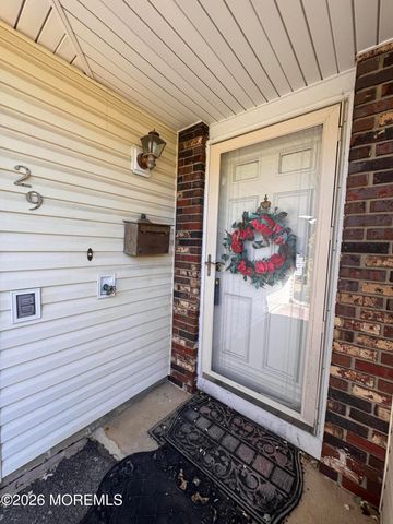 29 Robinson Road, Brick, NJ 08724