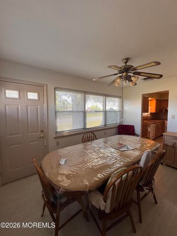 29 Robinson Road, Brick, NJ 08724