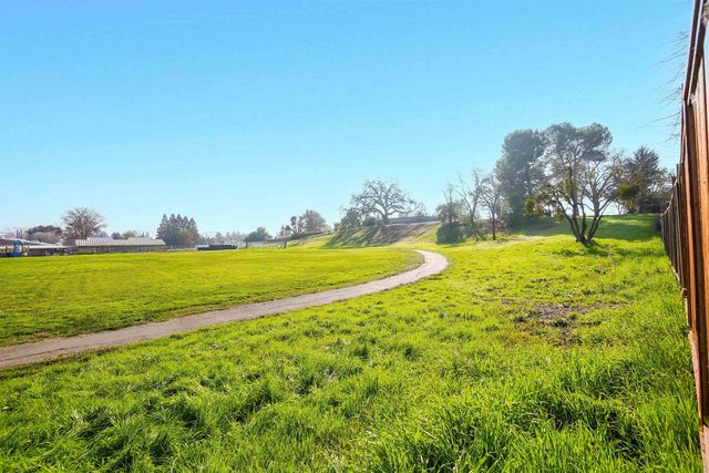 589 Maureen Ln, Pleasant Hill, CA 94523