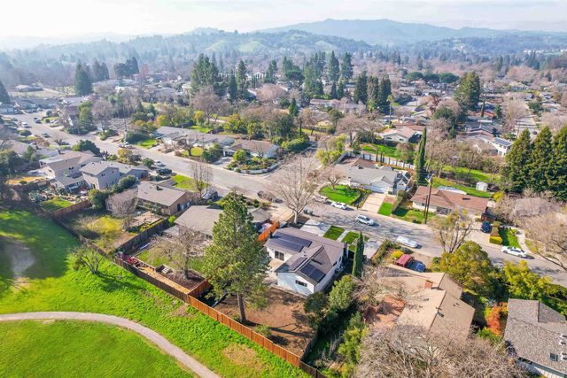 589 Maureen Ln, Pleasant Hill, CA 94523