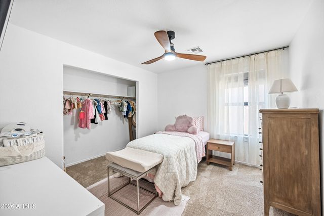 3905 W KIRKLAND Avenue, San Tan Valley, AZ 85144