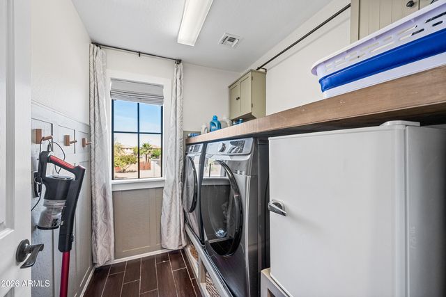 3905 W KIRKLAND Avenue, San Tan Valley, AZ 85144