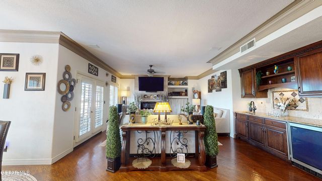 6324 La Posta Drive, El Paso, TX 79912