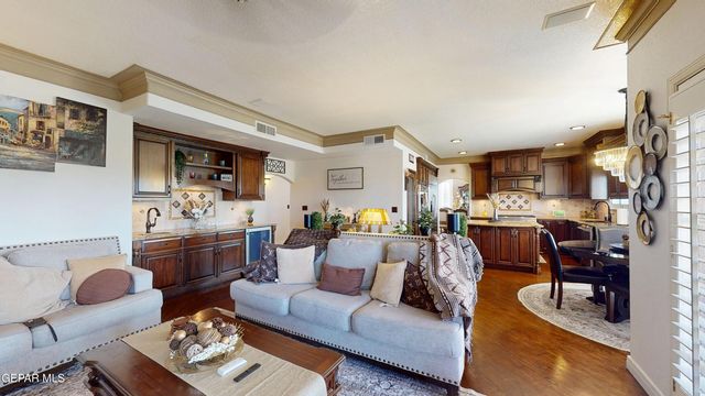 6324 La Posta Drive, El Paso, TX 79912