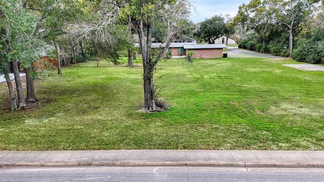 1505 East Avenue, Katy, TX 77493