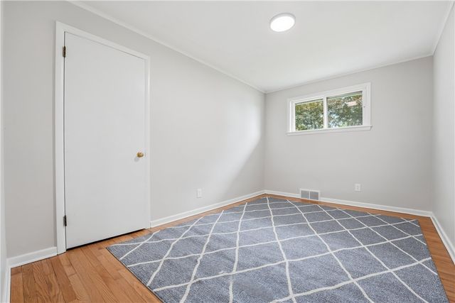 17 Shenango Rd, Neshannock Twp, PA 16105