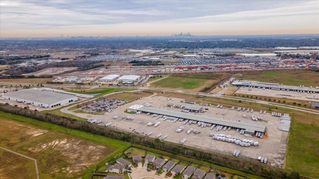 7117 Almeda Genoa Road, Houston, TX 77075