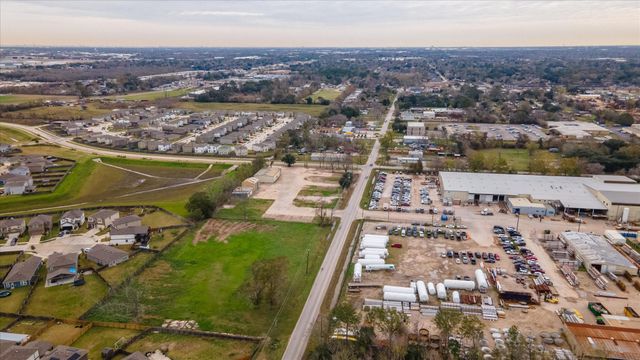 7117 Almeda Genoa Road, Houston, TX 77075