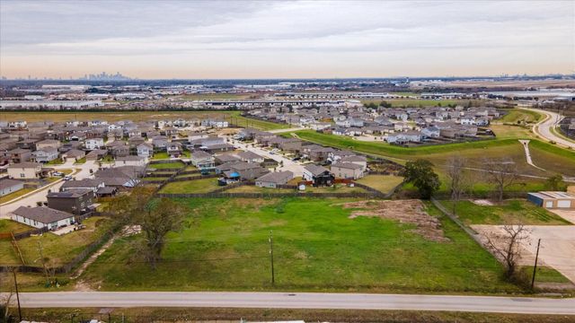 7117 Almeda Genoa Road, Houston, TX 77075