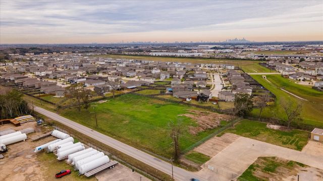 7117 Almeda Genoa Road, Houston, TX 77075