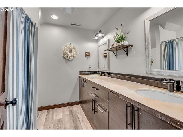20907 Ne 72ND Ave, Battle Ground, WA 98604