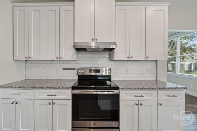103 Cypress Loop, Bloomingdale, GA 31302