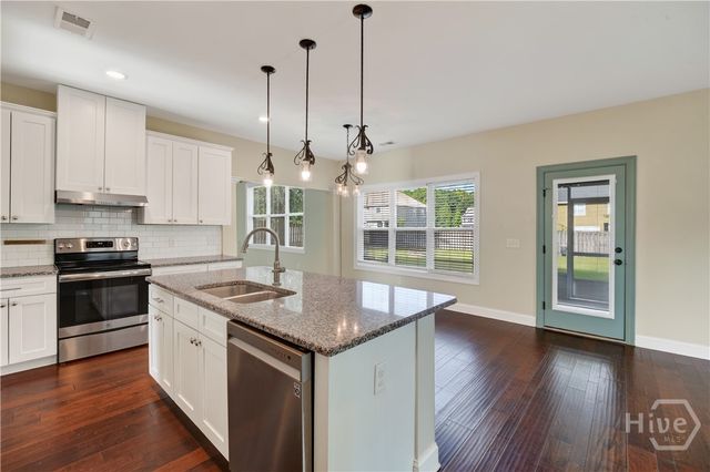 103 Cypress Loop, Bloomingdale, GA 31302