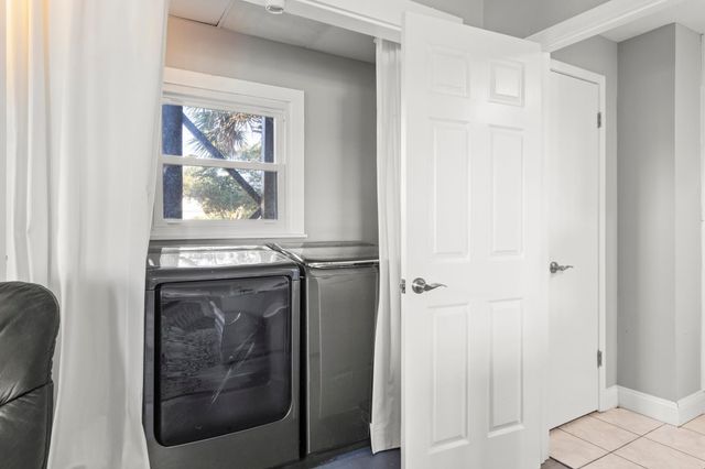 300 Boulevard Des Pins, St Augustine, FL 32080